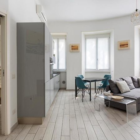 Spacious Retreat Steps From Lambrate Metro- Via Pacini Милан Экстерьер фото