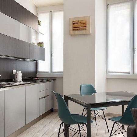 Spacious Retreat Steps From Lambrate Metro- Via Pacini Милан Экстерьер фото